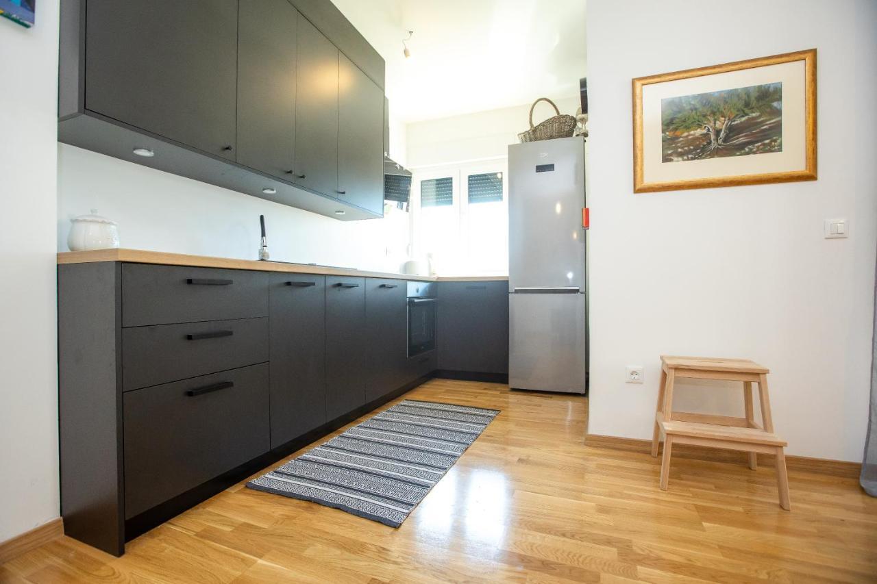 Feel City Near Beach Free Parking With Sea View Zadar Exterior photo